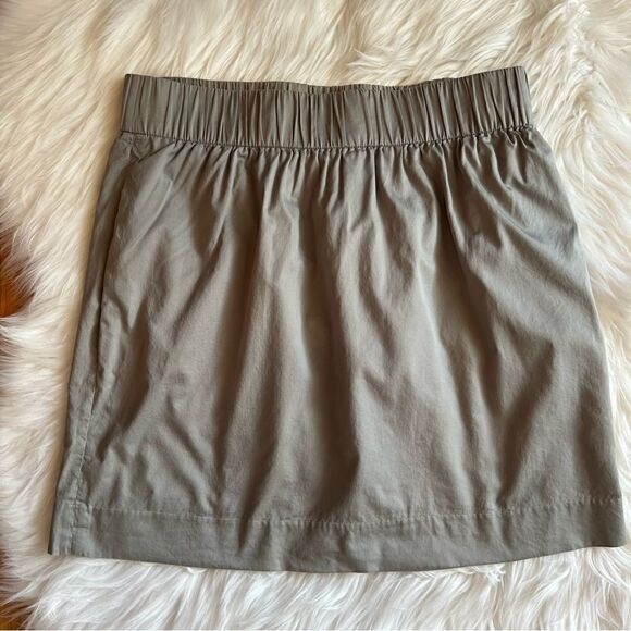 J. Crew Dresses & Skirts - Women’s J. Crew Gray Skirt Size 8